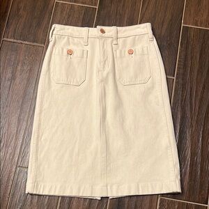 Banana Republic Cream Pencil Skirt size 2